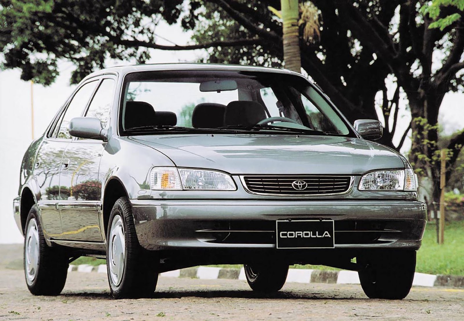 Toyota Corolla 2000 (Foto: Reproducción, Blog de autos)