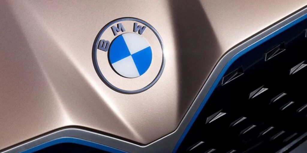 Marca entrou em lista das maiores montadoras de carros do mundo pela Forbes (Foto: Divulgação/BMW)