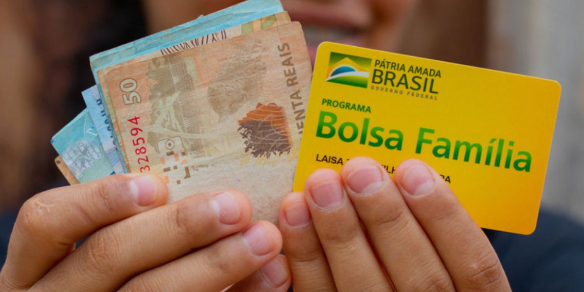 Anúncio do Bolsa Família sobre pagamentos de outubro é emitido