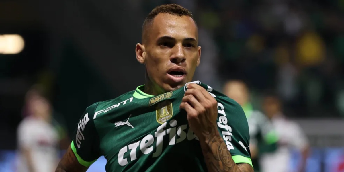 Novo 'camisa 9' no Vasco: Pedrinho volta e está assinando com atacante do Palmeiras como substituto de Vegetti - Foto | Reprodução: Internet 