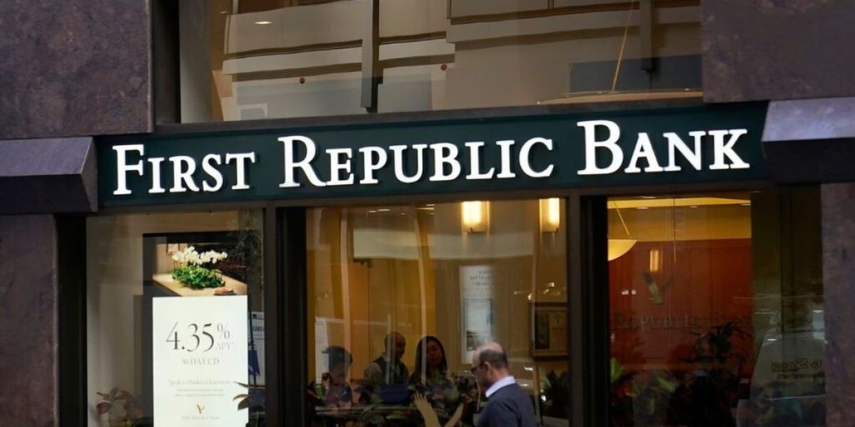 First Republic Bank joined the list of largest bankruptcies in the United States (Reproduction: Internet)