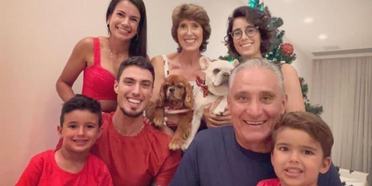 Tite e sua família - (foto: Internet) 