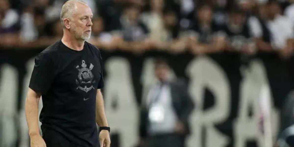 Mano Menezes recusou o Santos para assinar com o Corinthians - (Foto: Internet)