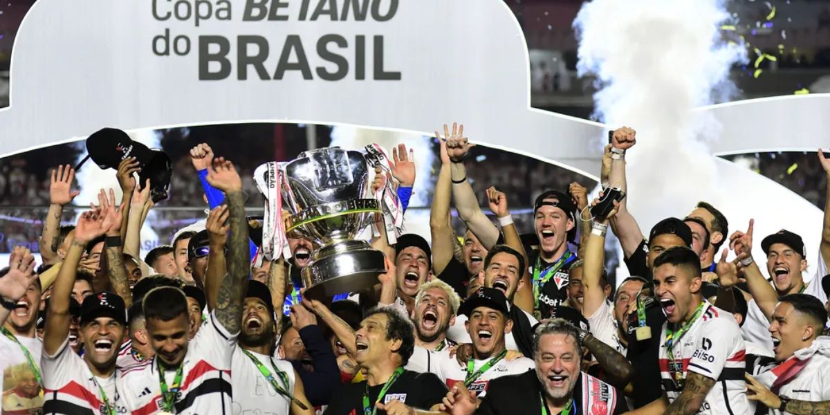 São Paulo FC comemorando a Copa do Brasil - (Foito: Internet)