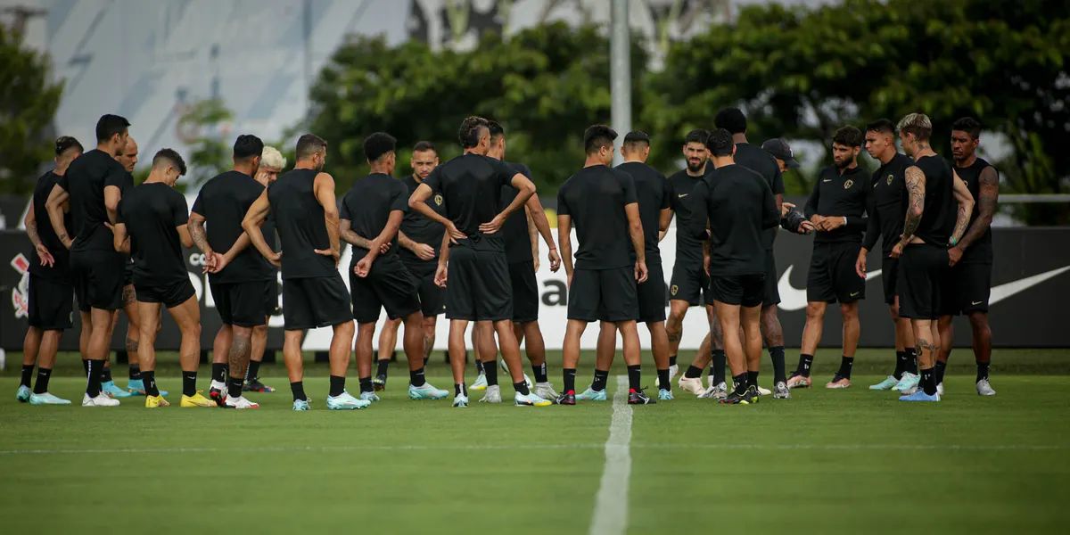 Elenco do Corinthians - (Foto: Internet)