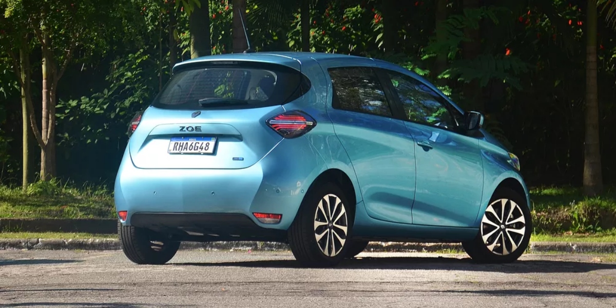 Renault Zoe saiu de linha no Brasil (Foto: André Schaun/Autoesporte)