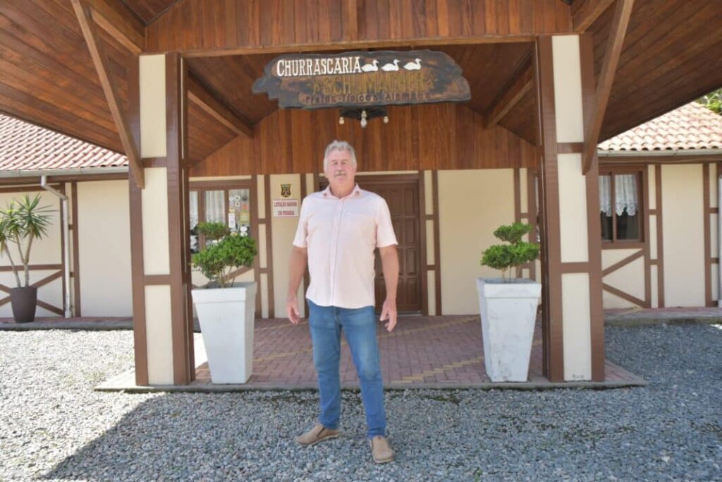 Orides Kormann, filho de Renata Schumacher Kormann, e um dos donos da Churrascaria Schumacher (Foto Reprodução/Internet)