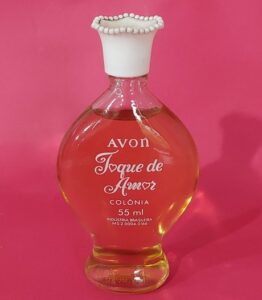 Toque de Amor é um dos perfumes da Avon que foram extintos (Foto: Reprodução / Internet)