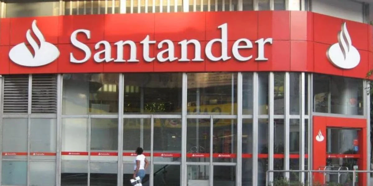 Agência do banco Santander - Foto: Reprodução/Internet