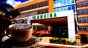 ANVISA determinou proibição contra marca de café por conter vidro em sua composição (Foto Reprodução/Montagem/Tv Foco)