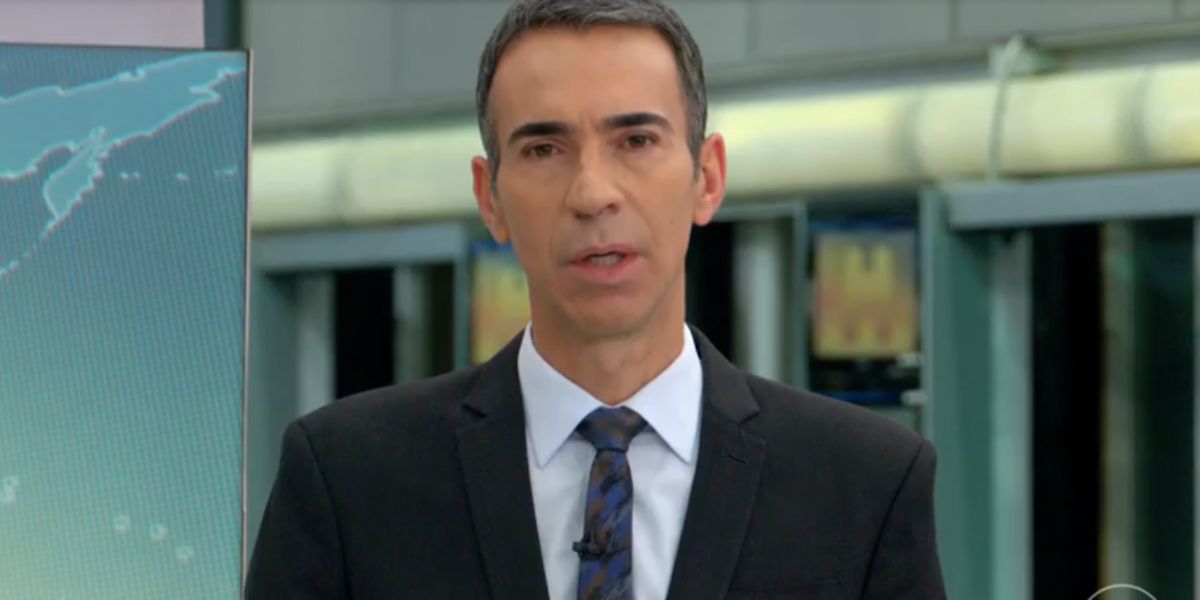 César Tralli no Jornal Hoje (Foto: Reprodução / Globo)