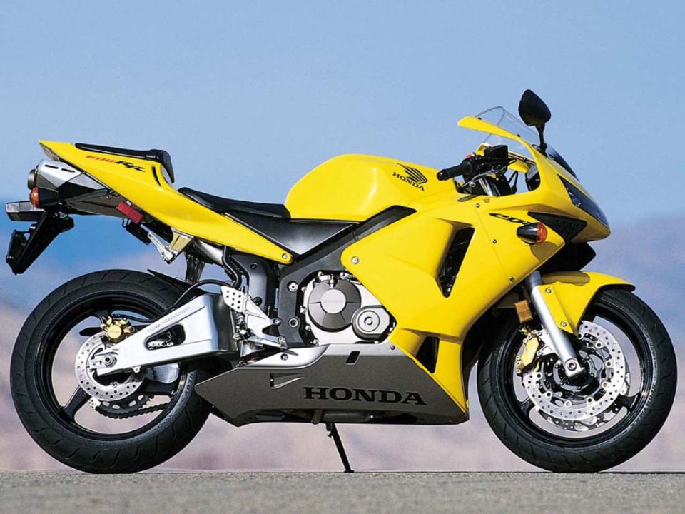 Honda CBR 600 RR 2003 - Foto Reprodução Internet