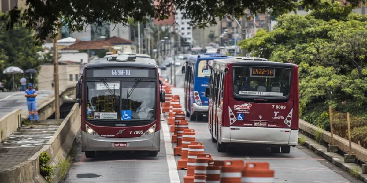 Ônibus (Foto: Reprodução / Futura Press/Estadão Conteúdo)