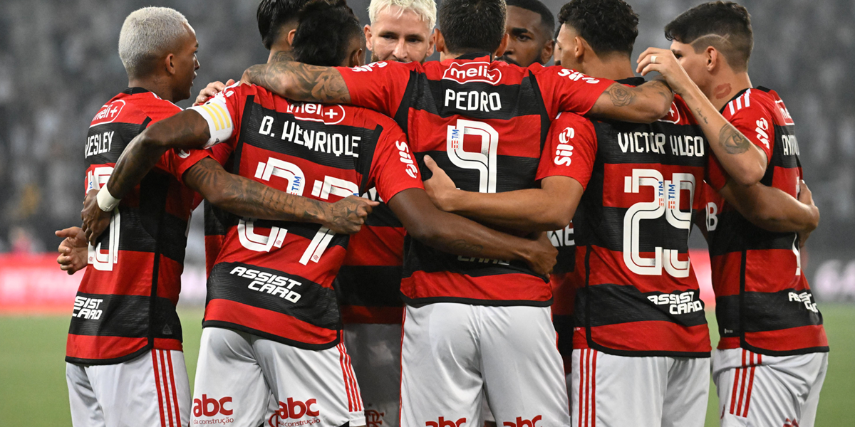 Parte do elenco do Flamengo (Foto: Reprodução, Globo Esporte)