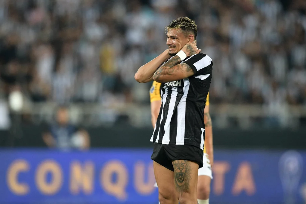 O famoso jogador de futebol do Botafogo (Foto: Carl de Souza - AFP)