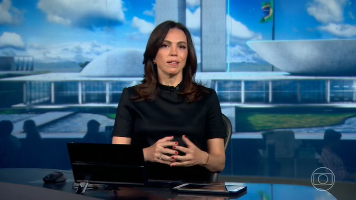 Ana Paula Araújo no comando do Jornal Nacional (Foto: Divulgação)