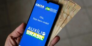 Notícia chocante sobre o Auxílio Brasil acaba de ser confirmada (Foto: Reprodução/ Internet)