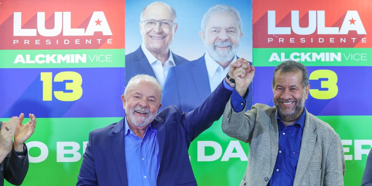 Carlos Lupi e Lula (Reprodução: Internet)