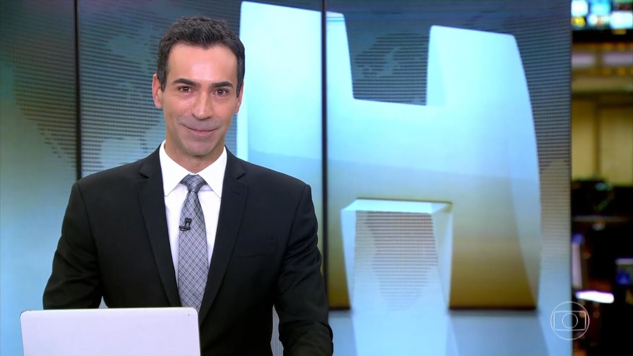 César Tralli fala do Bolsa Família no Jornal Hoje (Foto: Divulgação)