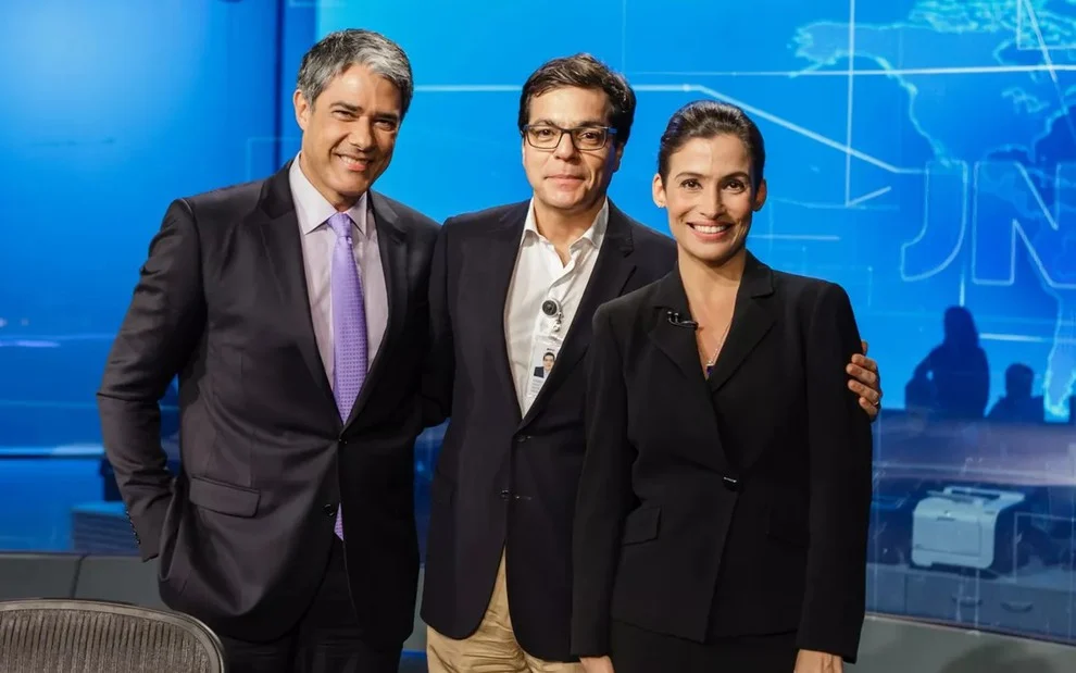 Bonner, Ali e Renata no Jornal Nacional. Foto: Reprodução/Internet