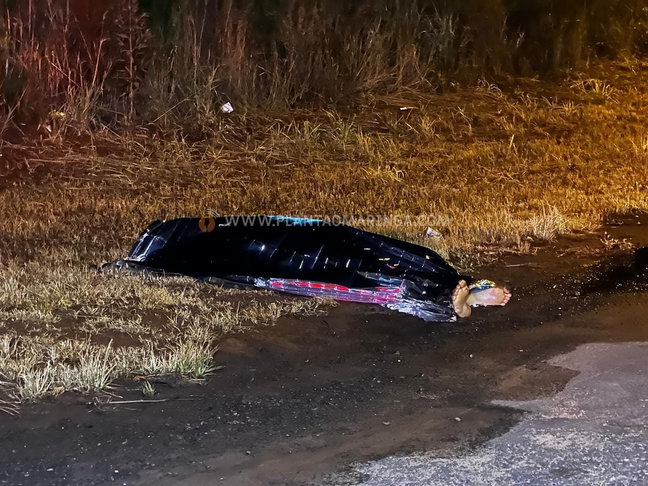 Homem é morto por motoristas armados (Foto: Reprodução, Plantão Maringá)