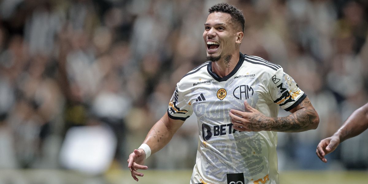 Paulinho faz confirmação sobre o Vasco após 1 ano no Galo - (Foto: Internet)