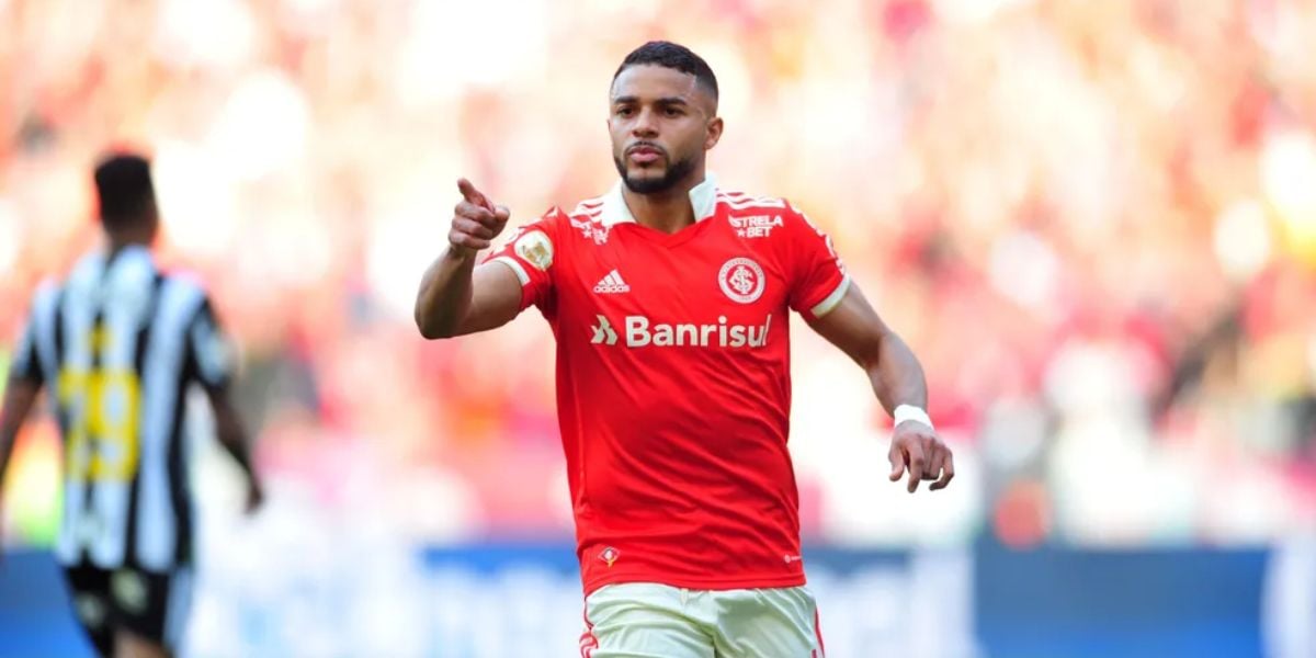 Rony no banco: Abel aproveita a chegada de Borré e Palmeiras escolhe atacante milionário para arrancar do Inter - Foto | Reprodução: Internet