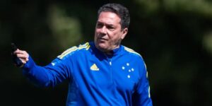 Imagem do post R$4M pra voltar ao Brasileirão: Luxemburgo vira alvo do Cruzeiro após demissão exigida de Seabra