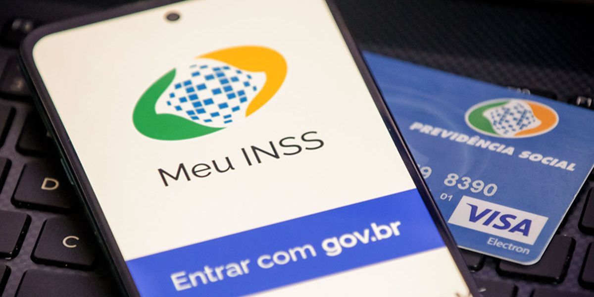 Aposentados do INSS, militares de órgão extinto, pensionistas, anistiado político e portadores de doenças especificadas em lei, podem solicitar isenção do Imposto de Renda (Foto: Governo Federal)