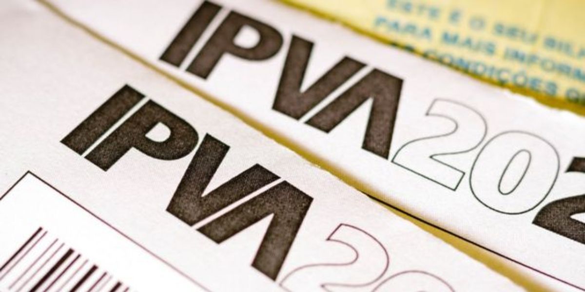 IPVA é um imposto anual pago pela maioria dos motoristas (Reprodução: Internet)