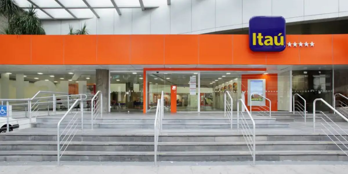 Itaú é uma das principais instituições financeiras do país (Reprodução: Internet)