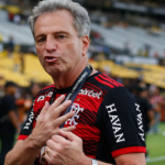 Landim arregaçou os cofres do Flamengo para fechar com reforços (Foto: Reprodução Internet)