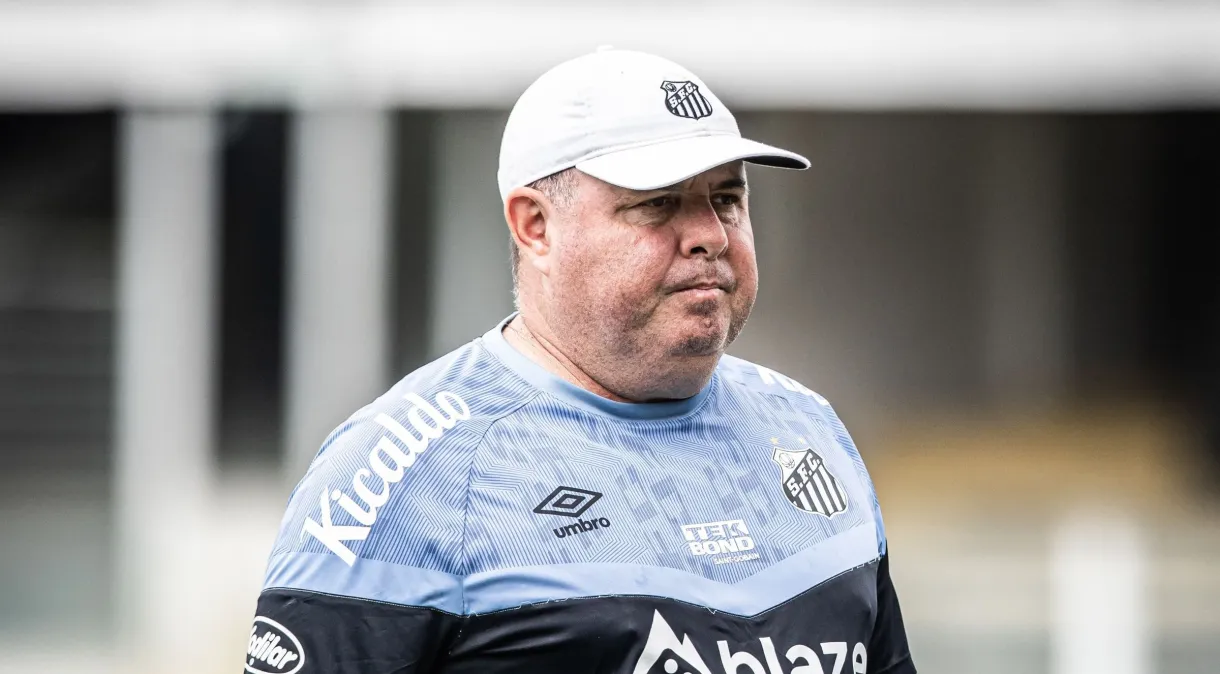 Marcelo Fernandes é o técnico do Santos (Foto: Reprodução/ Internet)