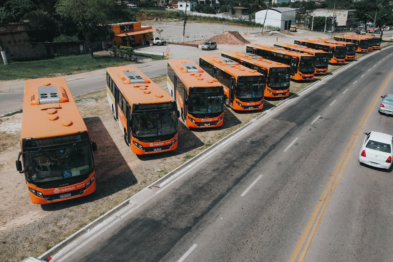 -ônibus em itaboraí (Reprodução - Internet)-