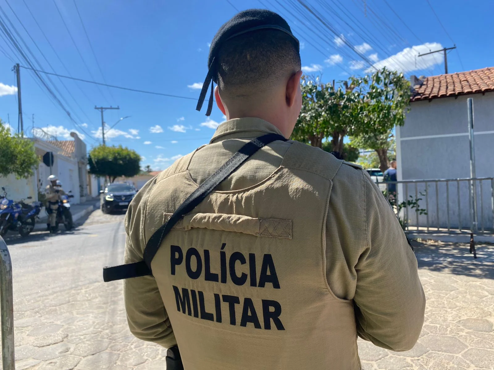 Polícia Militar encontrou corpo da vítima (Foto: Divulgação)