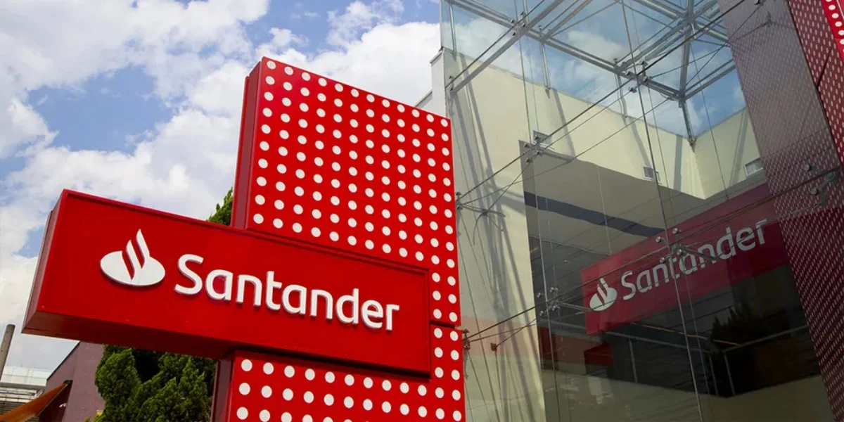 Santander está fechando as portas de algumas agências no Brasil (Foto: Reprodução/ Internet)