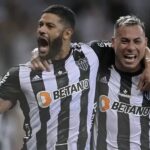 Hulk e Vargas no Atlético-MG  (Foto - Reprodução Internet).