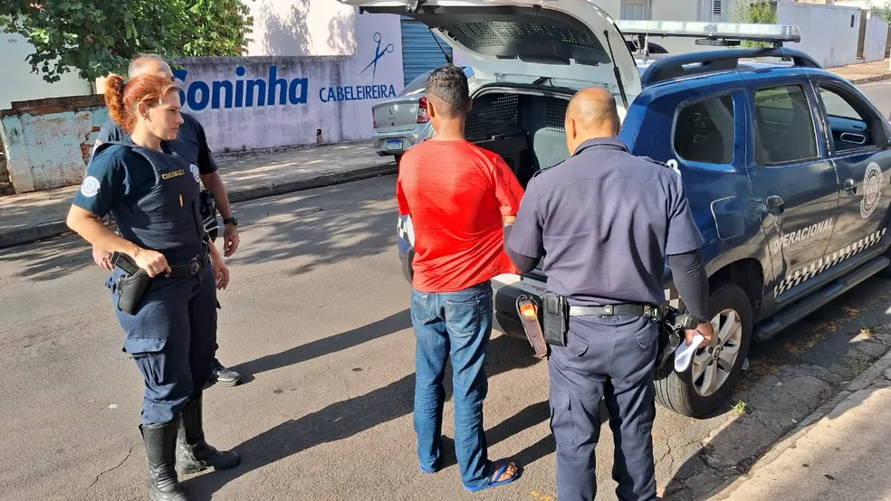 Homem suspeito de espancar mulher até a morte foi preso. Foto: Reprodução/G1