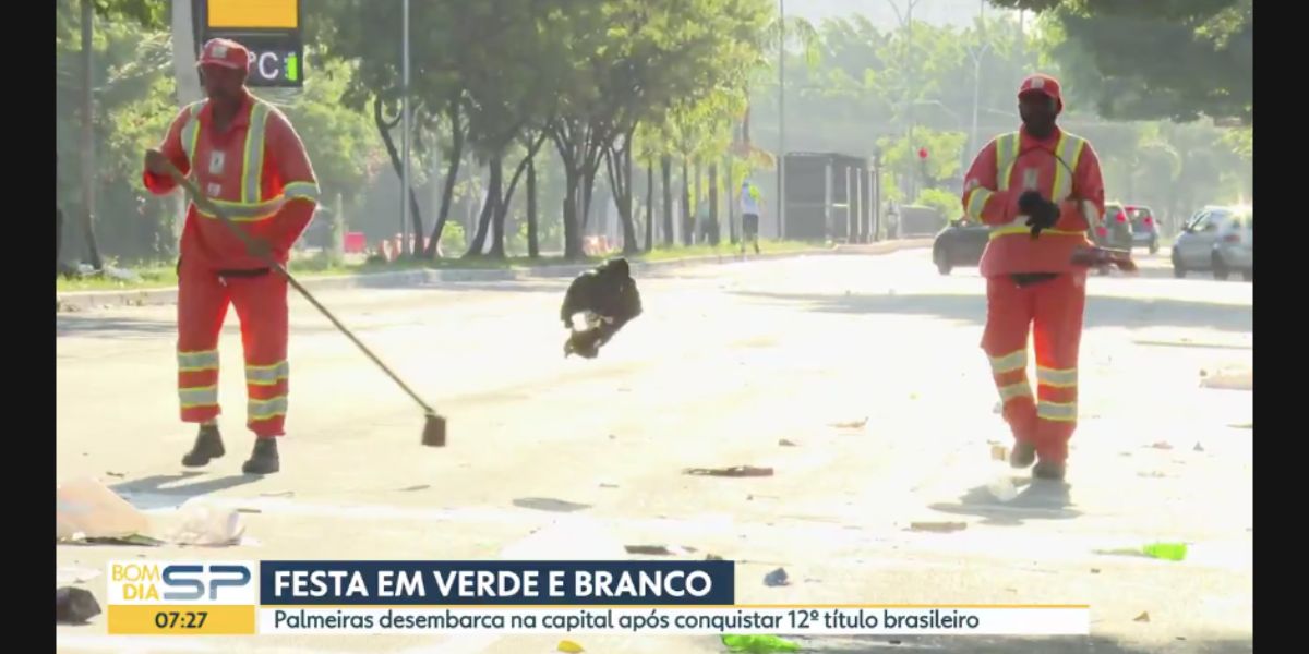 Limpeza em frente o CT do Palmeiras (Reprodução/Internet)