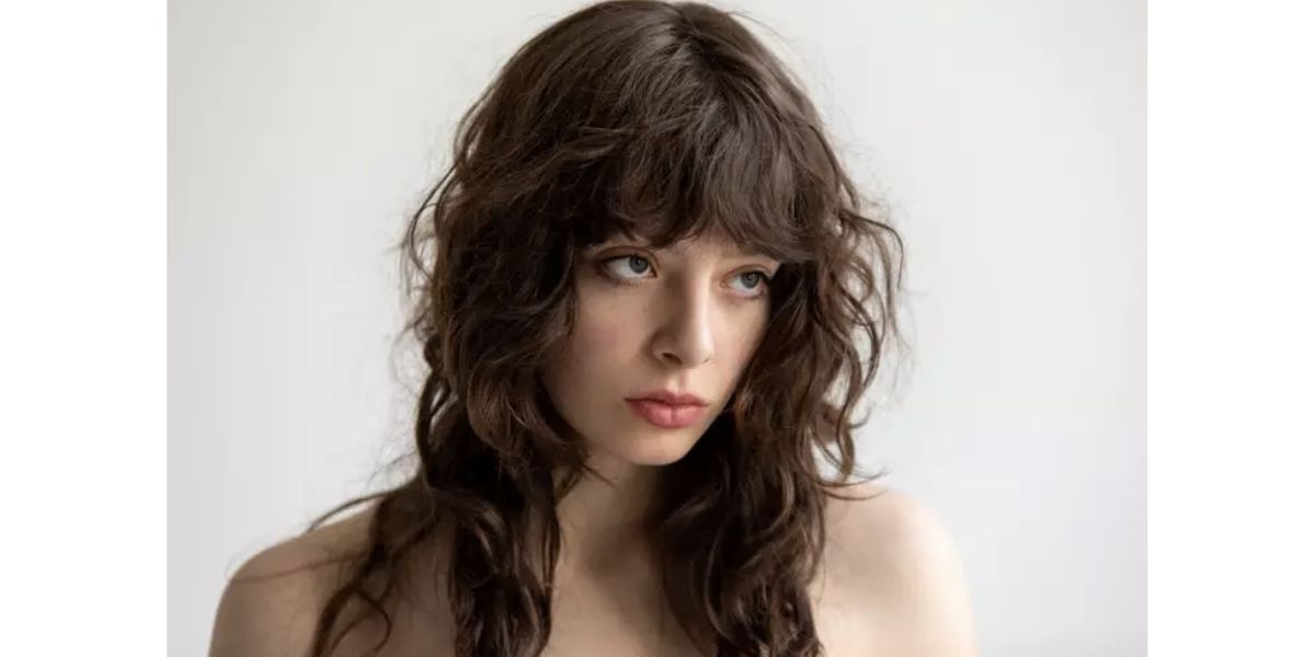 Cabelo com ondas largas com degradê (Foto: Freeman Studio | Shutterstock / Portal EdiCase)