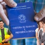 Carteira de trabalho e trabalhadores - Foto Reprodução Canva