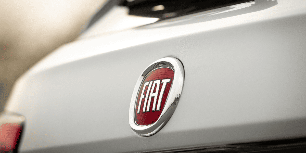 Fiat mostra último Mille produzido no Brasil