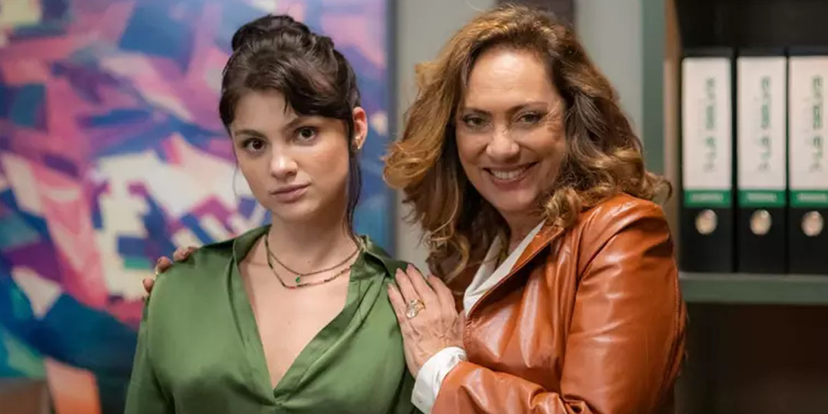 Petra e Agatha em Terra e Paixão (Foto: Reprodução - Globo)