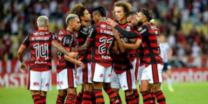 Time do Flamengo em campo - Foto: Internet