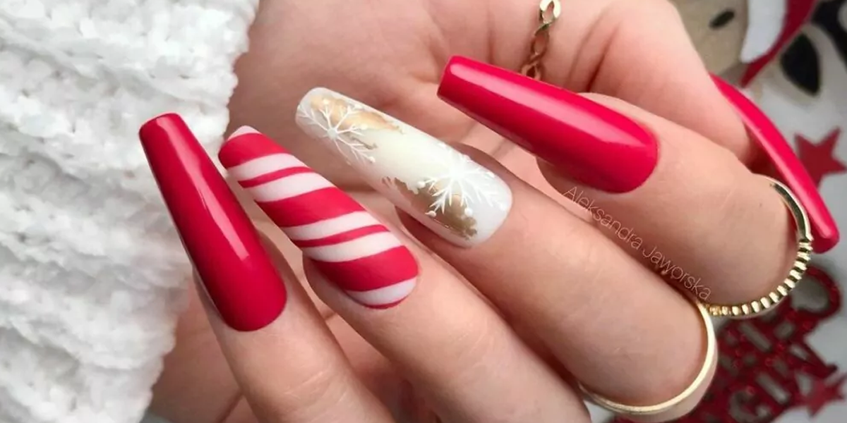 Unhas Vermelhas decoradas (Foto: Reprodução, Dicas Delas)