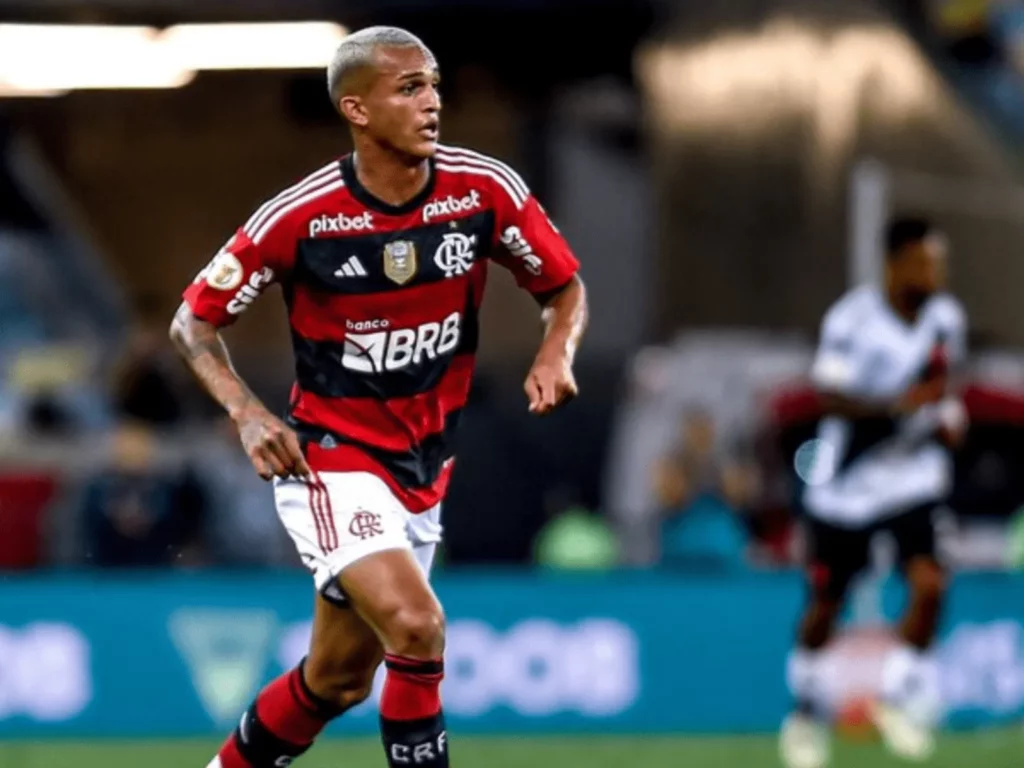 Wesley no Flamengo (Marcelo Cortes/CRF / Jogada10)