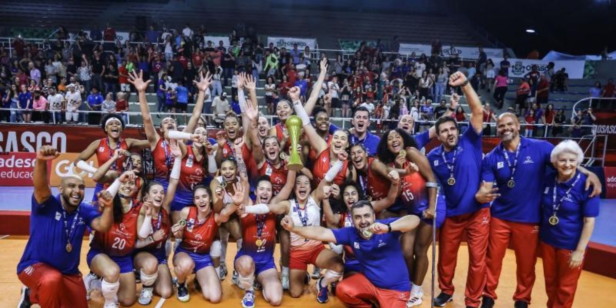 Time de vôlei do ADC Bradesco já foi campeão (Reprodução: Internet)