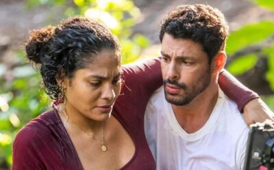 Aline (Barbara Reis) e Caio (Cauã Reymond) em Terra e Paixão (Foto: Reprodução / Globo)