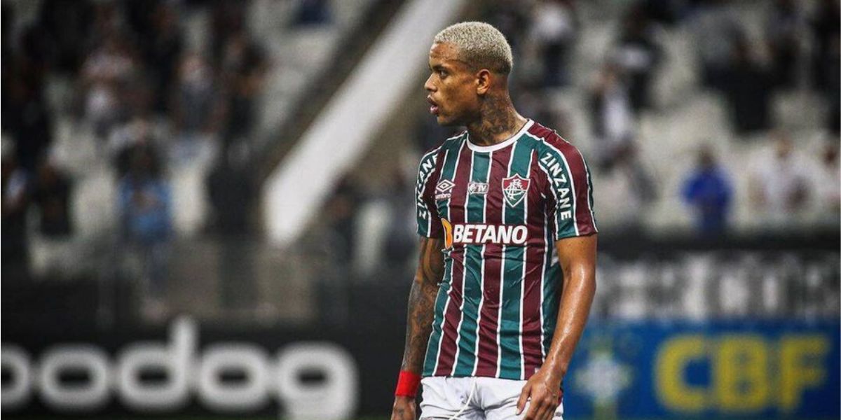 O lateral-esquerdo ainda pertencia ao Fluminense (Reprodução: Internet)