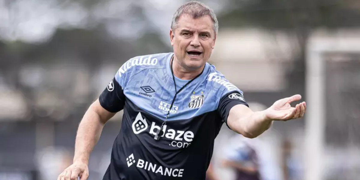 Diego Aguirre foi técnico do Santos (Foto: Divulgação)